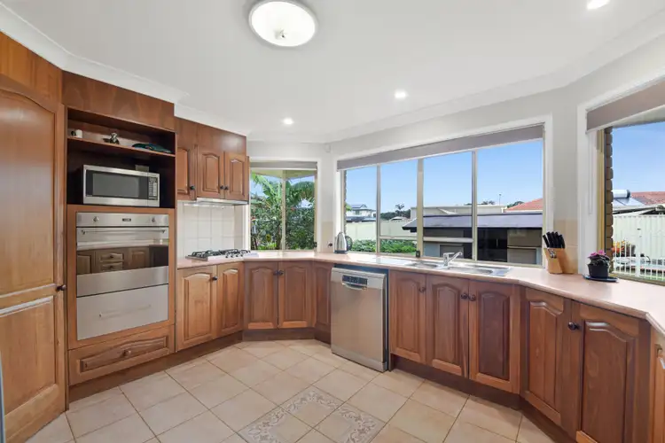 Fifth view of Homely house listing, 2 Karnak Close, Bracken Ridge QLD 4017