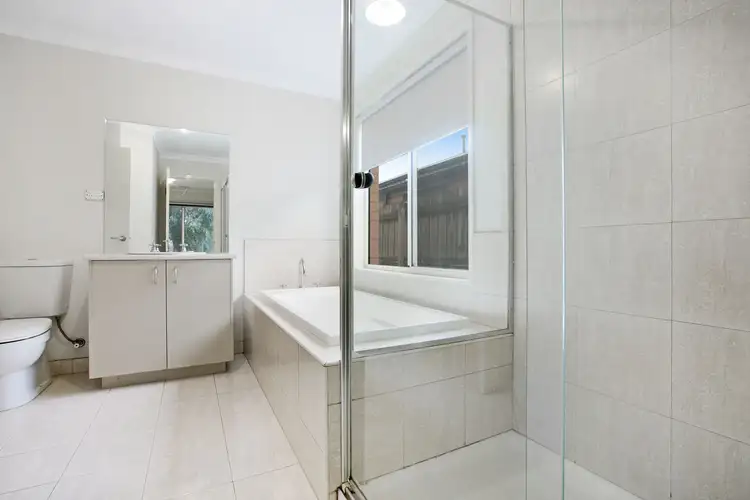 Sixth view of Homely house listing, 33 Sunnybrae Drive, Mernda VIC 3754
