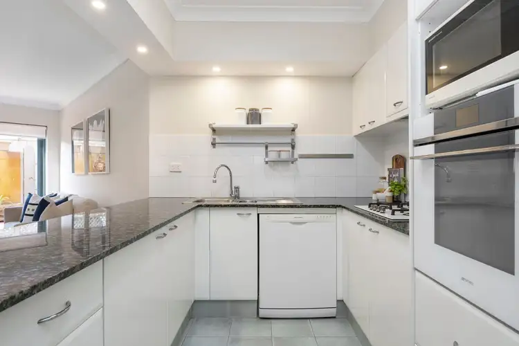 Fifth view of Homely unit listing, 3/7-13 Kooringa Road, Chatswood NSW 2067
