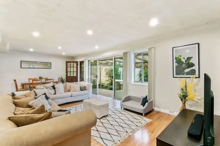 14 Alexandra Crescent