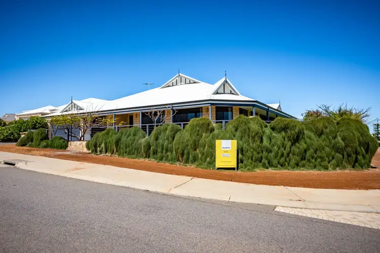 Second view of Homely house listing, 6 Neptune Corner, Glenfield WA 6532