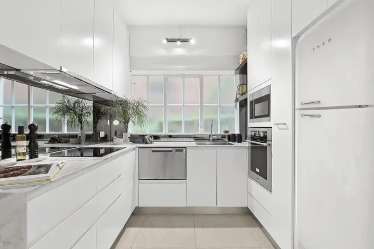 Fourth view of Homely apartment listing, 33/4 Ithaca Road, Elizabeth Bay NSW 2011