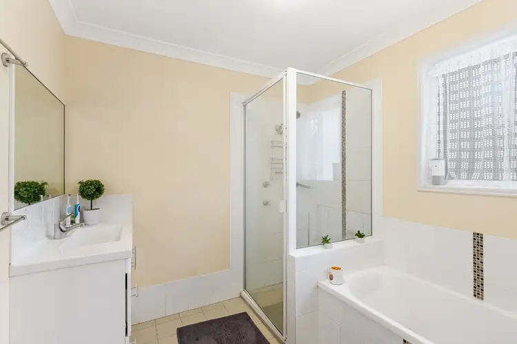 Seventh view of Homely house listing, 11/24 Riverview Street, Emerald QLD 4720
