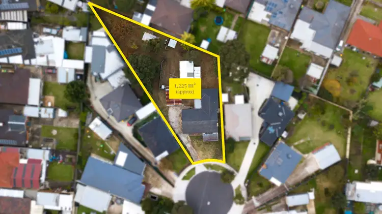 24 Earlsfield Court, Deer Park VIC 3023