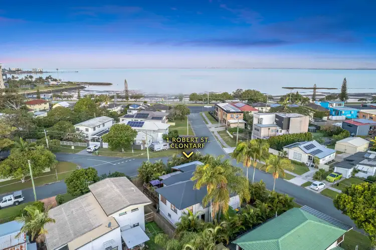 1 Robert Street, Clontarf QLD 4019