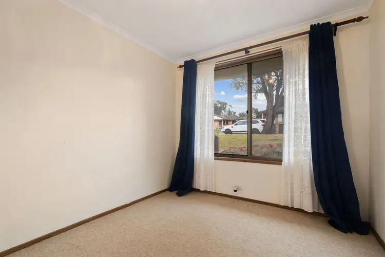 Sixth view of Homely house listing, 6 Komungla Crescent, Goulburn NSW 2580