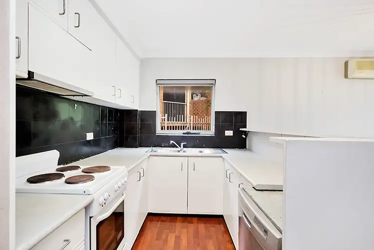 Third view of Homely apartment listing, 8/57 Craigend Street, Darlinghurst NSW 2010