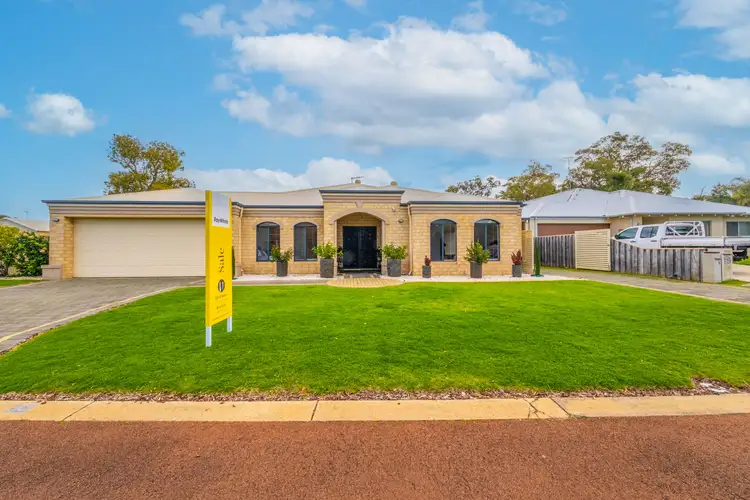 21 Macquarie Drive, Coodanup WA 6210
