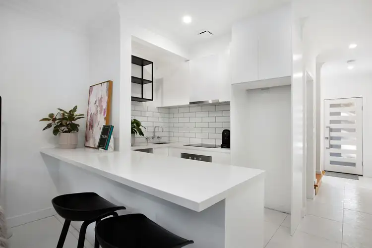 Fourth view of Homely unit listing, 6/16 Elsey Road, Reservoir VIC 3073