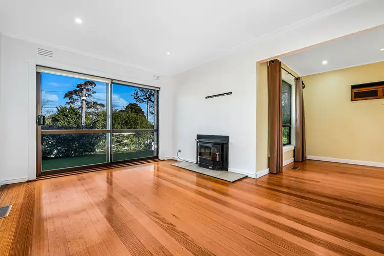 Second view of Homely house listing, 3 Griffiths Court, Mount Waverley VIC 3149
