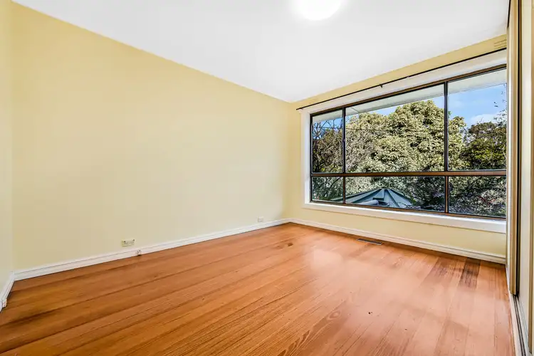 Fifth view of Homely house listing, 3 Griffiths Court, Mount Waverley VIC 3149