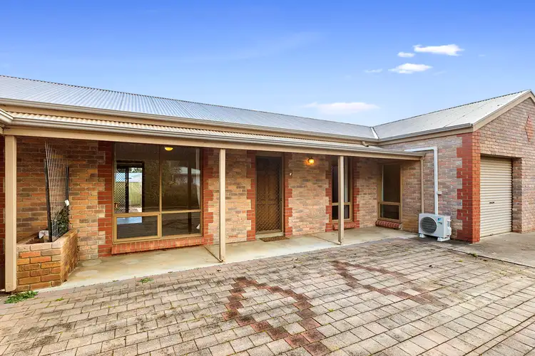 2/10 Collins Street, Hahndorf SA 5245