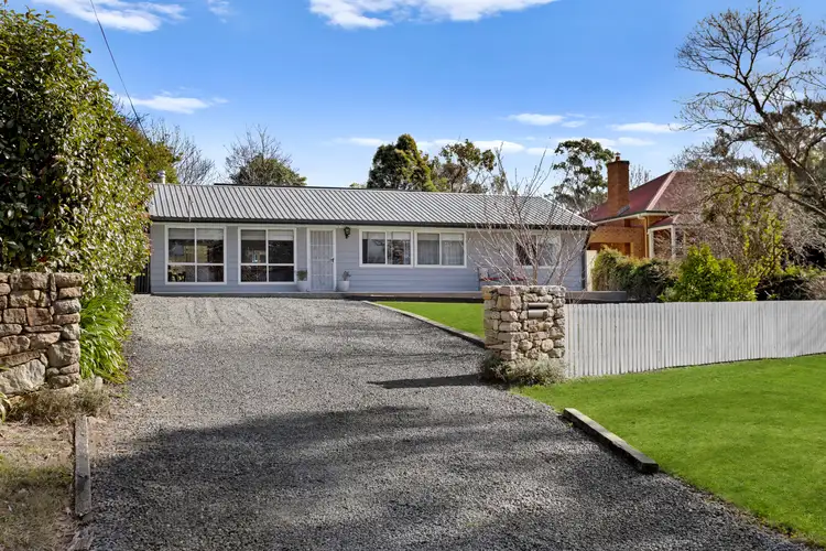 11 Dora Street, Hill Top NSW 2575