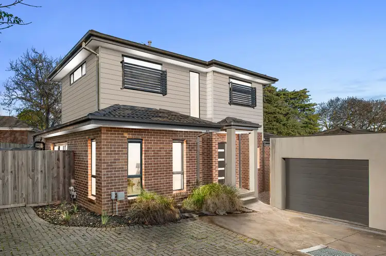 2/119 Scoresby Road, Bayswater VIC 3153
