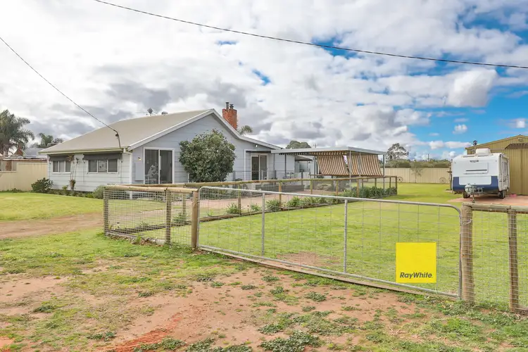 Main view of Homely house listing, 5 Kuranda Avenue, Red Cliffs VIC 3496