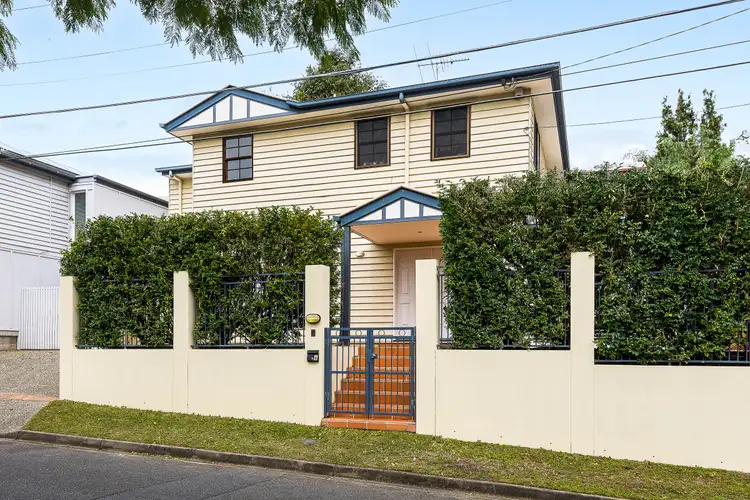 6 Dunsmore Street, Kelvin Grove QLD 4059