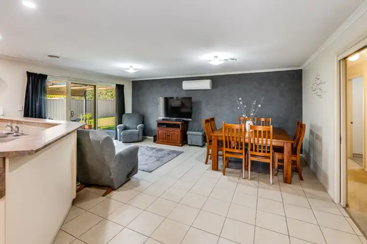 Fifth view of Homely house listing, 4 Lee Court, Mount Gambier SA 5290