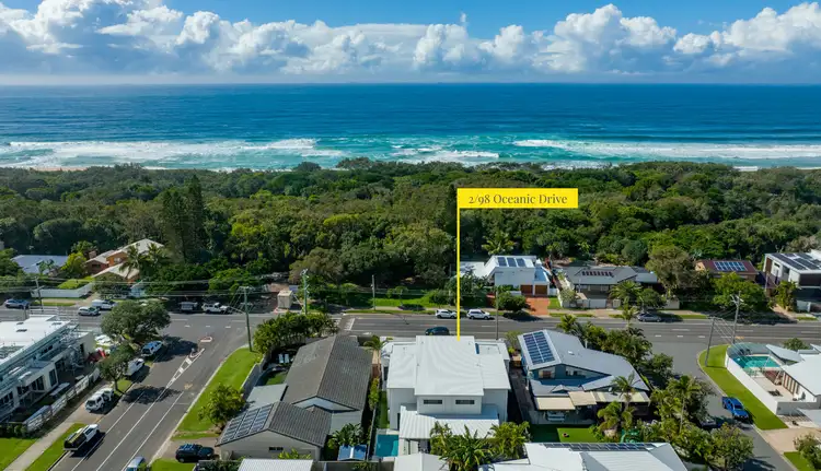 2/98 Oceanic Drive, Warana QLD 4575