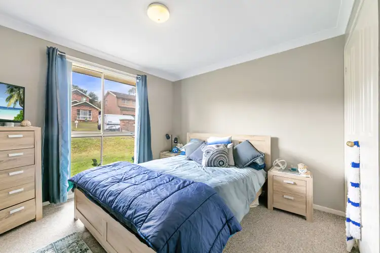 Second view of Homely house listing, 2/20 Bensley Close, Lake Haven NSW 2263