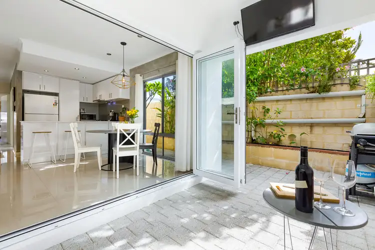 Fifth view of Homely apartment listing, 2/71 Abbett Street, Scarborough WA 6019