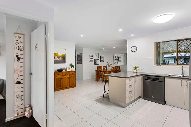 Sixth view of Homely house listing, 23 Parakeet Circuit, Kawungan QLD 4655