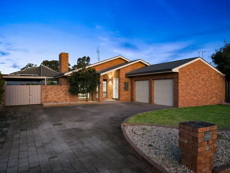 15 Goodenia Drive, Benalla VIC 3672