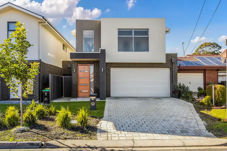 11 Mayelston Crescent, St Agnes SA 5097