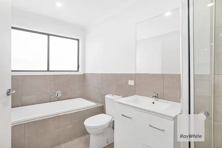 Seventh view of Homely house listing, 2/5 Wimmera Crescent, Keilor Downs VIC 3038