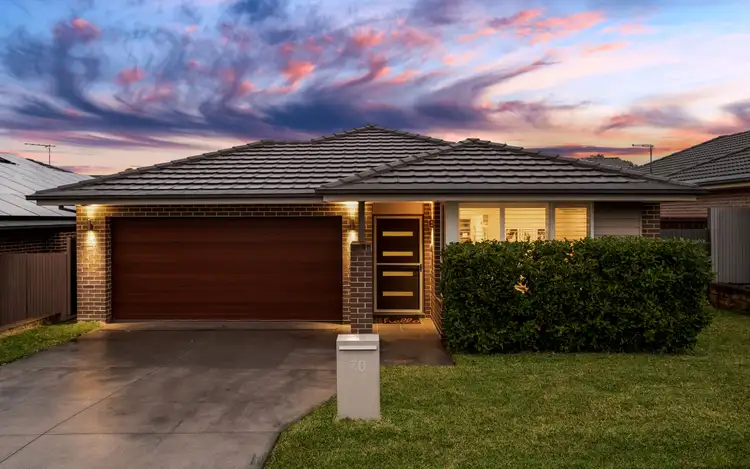 70 Atlantic Boulevard, Glenfield NSW 2167