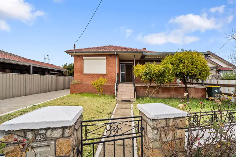 42 Uriarra Road