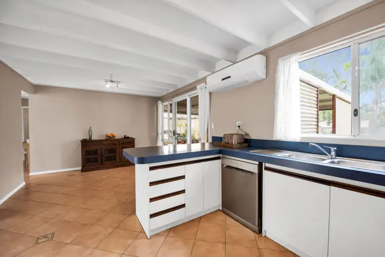 Fifth view of Homely house listing, 2 Leicester Close, Deepdale WA 6532