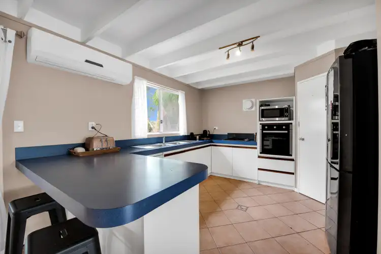 Sixth view of Homely house listing, 2 Leicester Close, Deepdale WA 6532