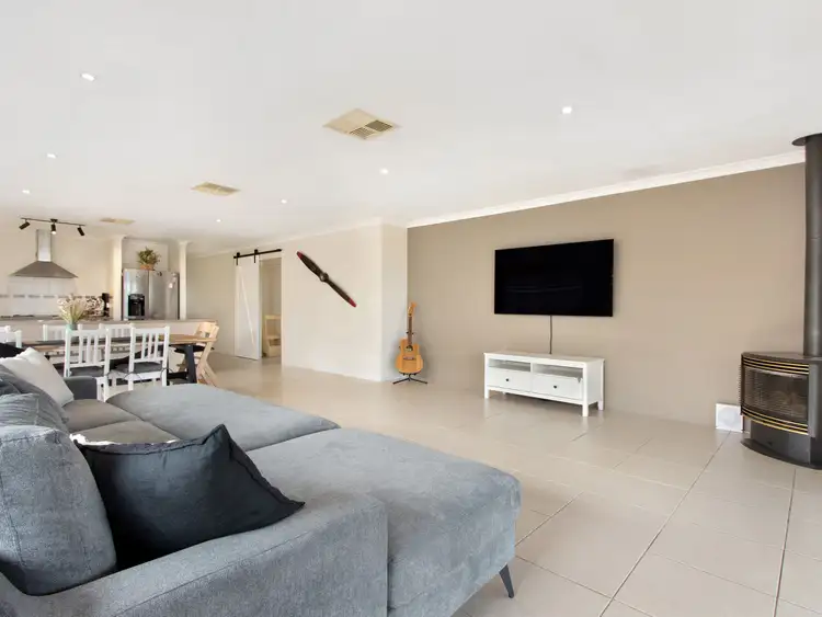 Fourth view of Homely house listing, 7 Vivien Avenue, Baldivis WA 6171