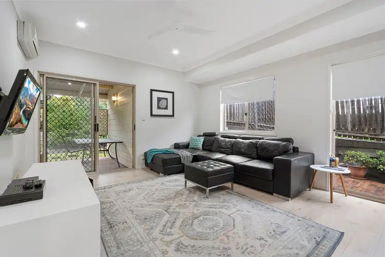 Fifth view of Homely house listing, 2 Cherry Close, Sinnamon Park QLD 4073