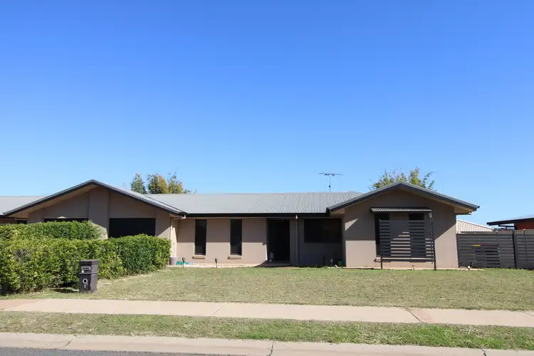 Main view of Homely townhouse listing, 2/5 Brokenwood Street, Emerald QLD 4720