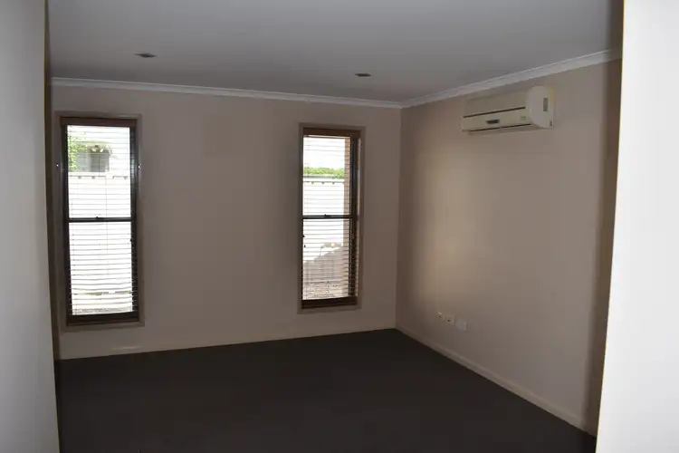 Sixth view of Homely townhouse listing, 2/5 Brokenwood Street, Emerald QLD 4720