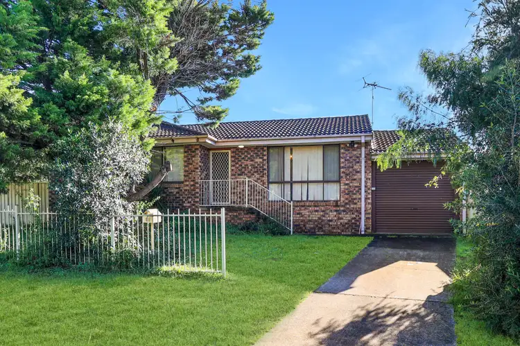 14 Danube Crescent, Kearns NSW 2558