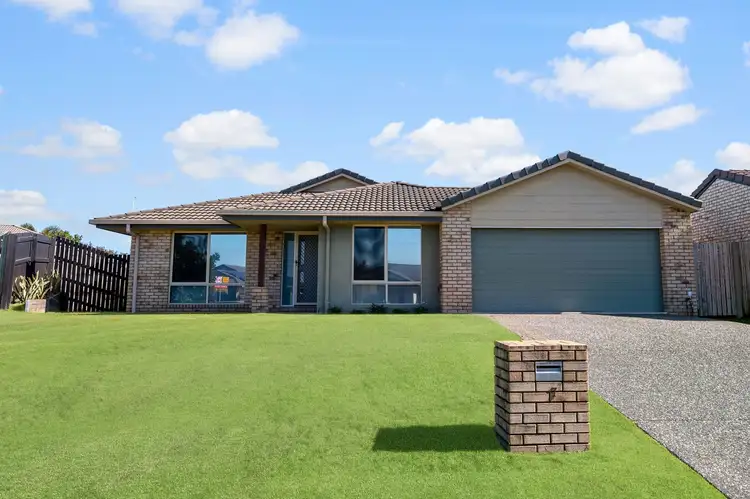 7 Bangalow Street, Morayfield QLD 4506