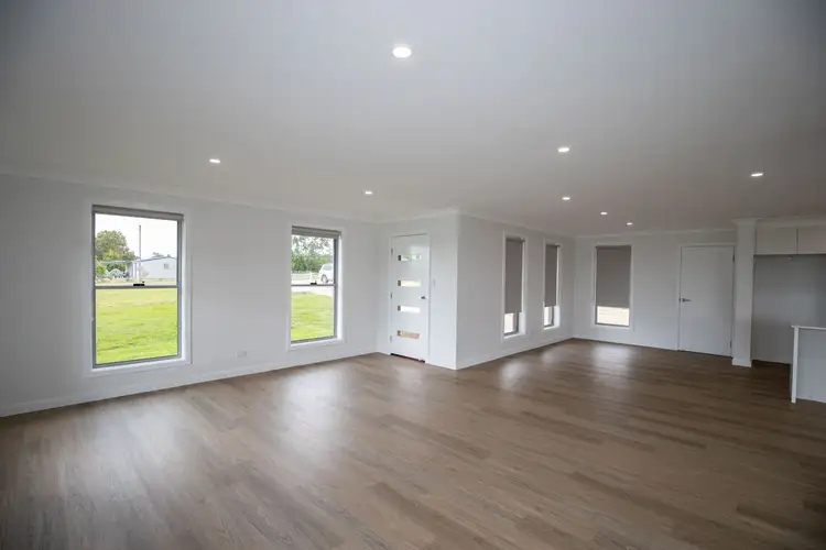 Fifth view of Homely house listing, Lot 1/27 Hampton Court, Inverell NSW 2360