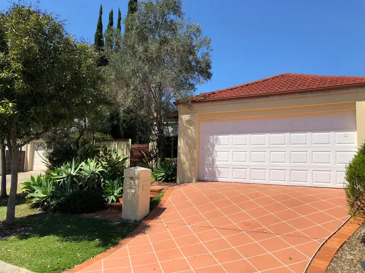 30 Tuggerah Close, Robina QLD 4226