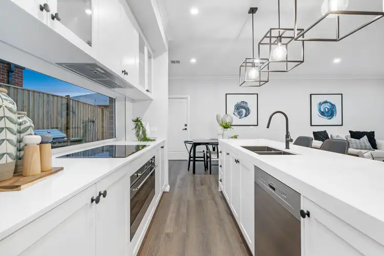 26 Nira Drive, Sunbury VIC 3429