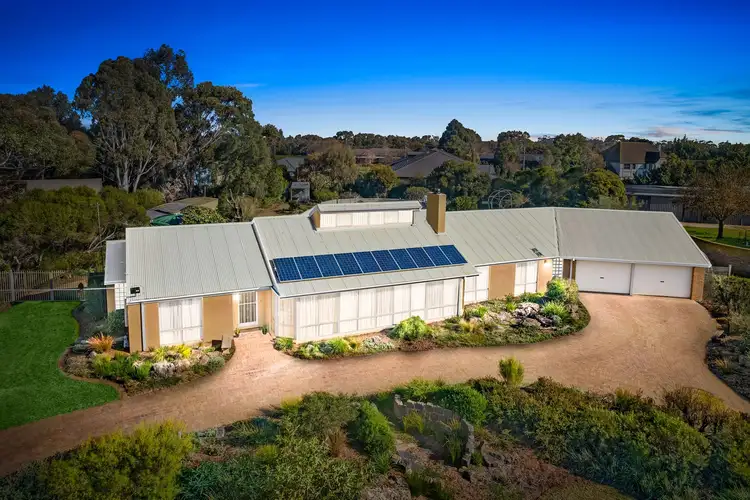 4 John Ball Place, Werribee VIC 3030