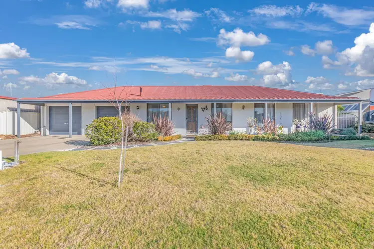 4 McLaren Drive, Moama NSW 2731