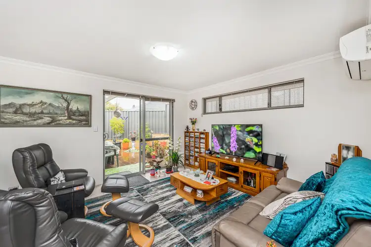 Second view of Homely house listing, 8/9 Wattlebird Way, Baldivis WA 6171