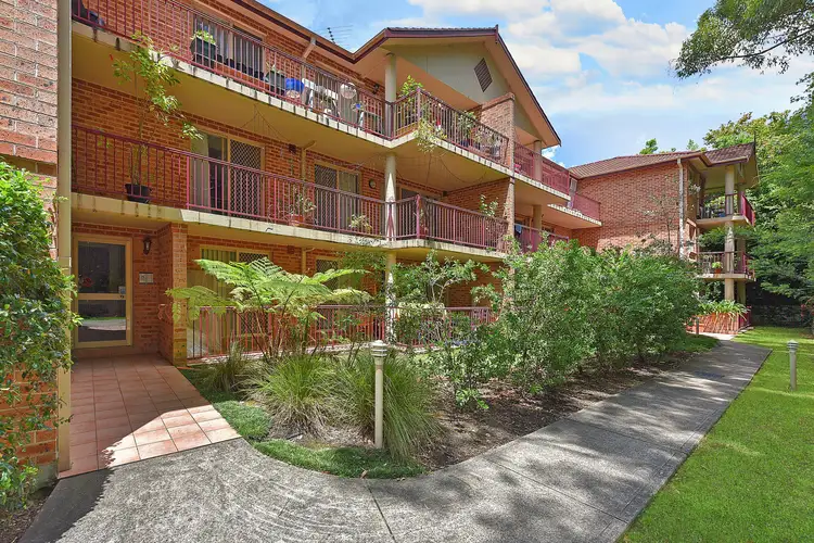10/26-30 Linda Street, Hornsby NSW 2077