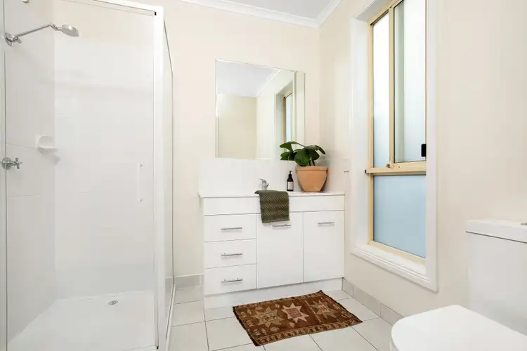 Fifth view of Homely house listing, 3 Cabernet Court, Mildura VIC 3500