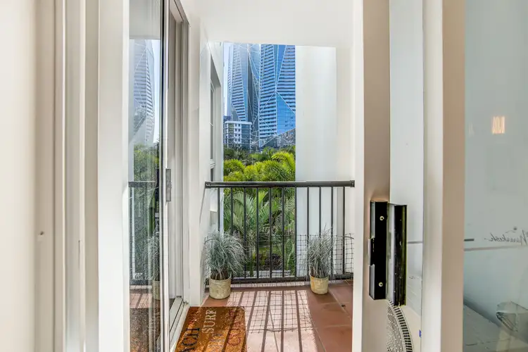 310/9-21 Beach Parade, Surfers Paradise QLD 4217