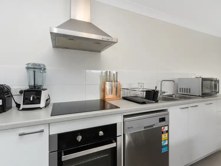 Fifth view of Homely unit listing, 4/10 Whitlock Road, Queens Park WA 6107