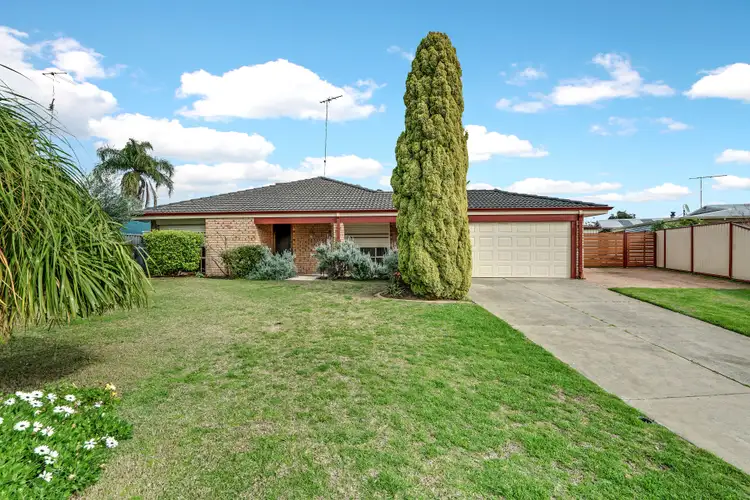 12 St James Place, Greenfields WA 6210