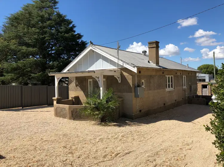 64 Bant Street, South Bathurst NSW 2795